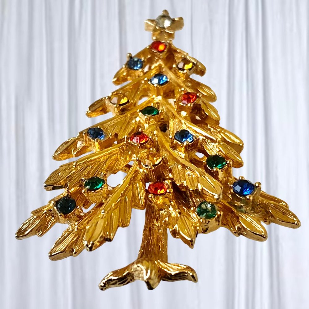 ART Arthur Pepper Vintage Christmas Tree Brooch Pin Gold Tone Rhinestones Signed